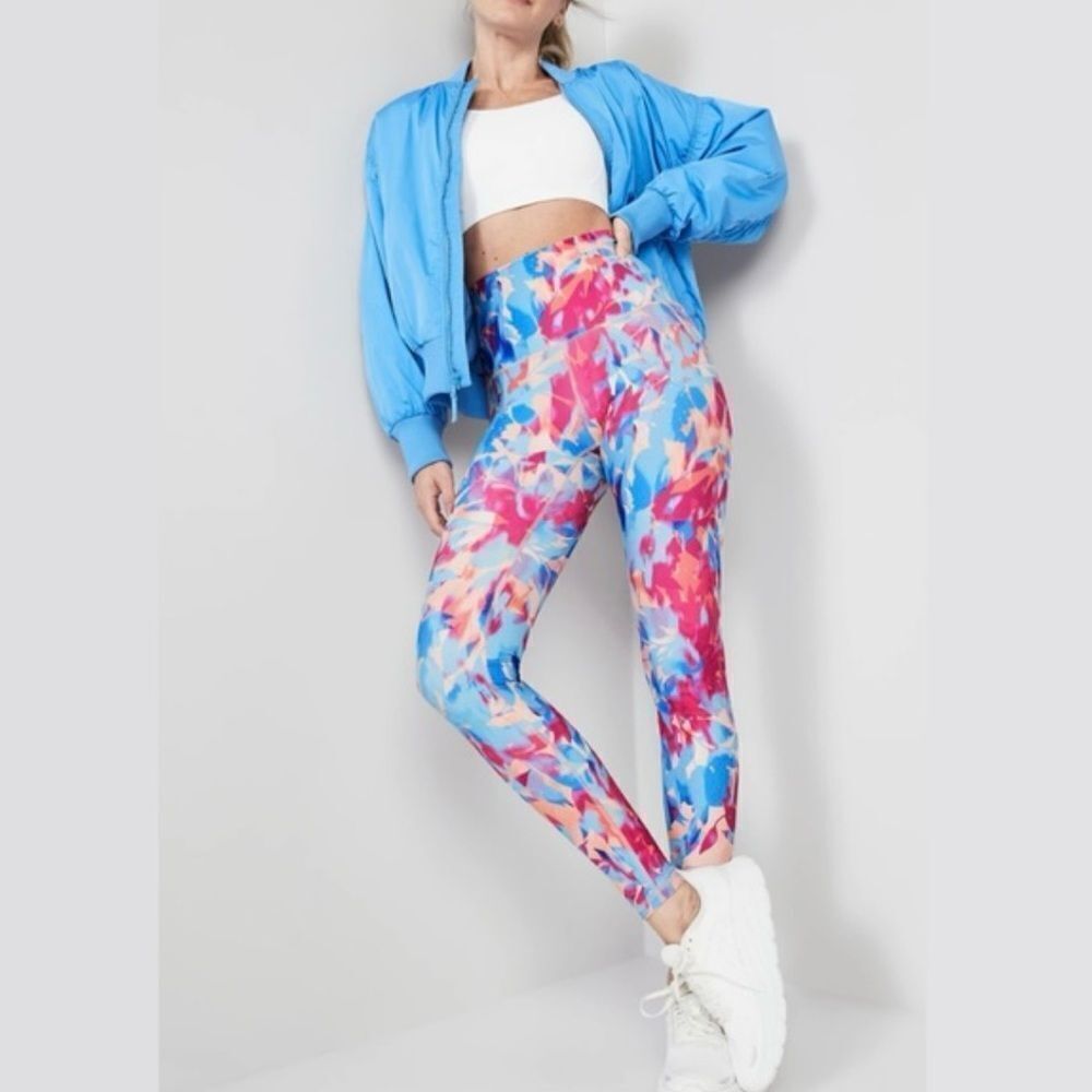 Old Navy Power-Soft Extra High Waisted Pink & Blue Floral Leggings